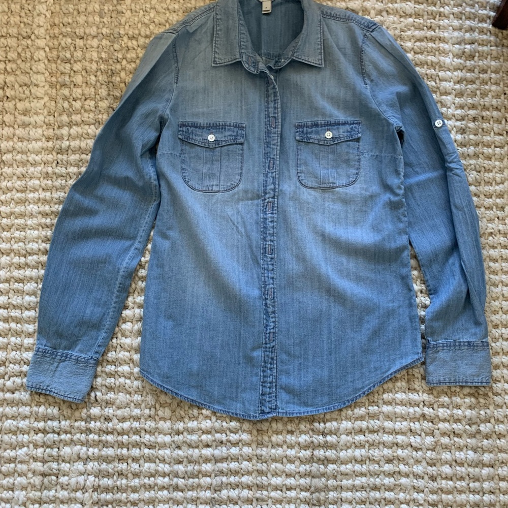 J crew women’s button down Jean shirt size 2